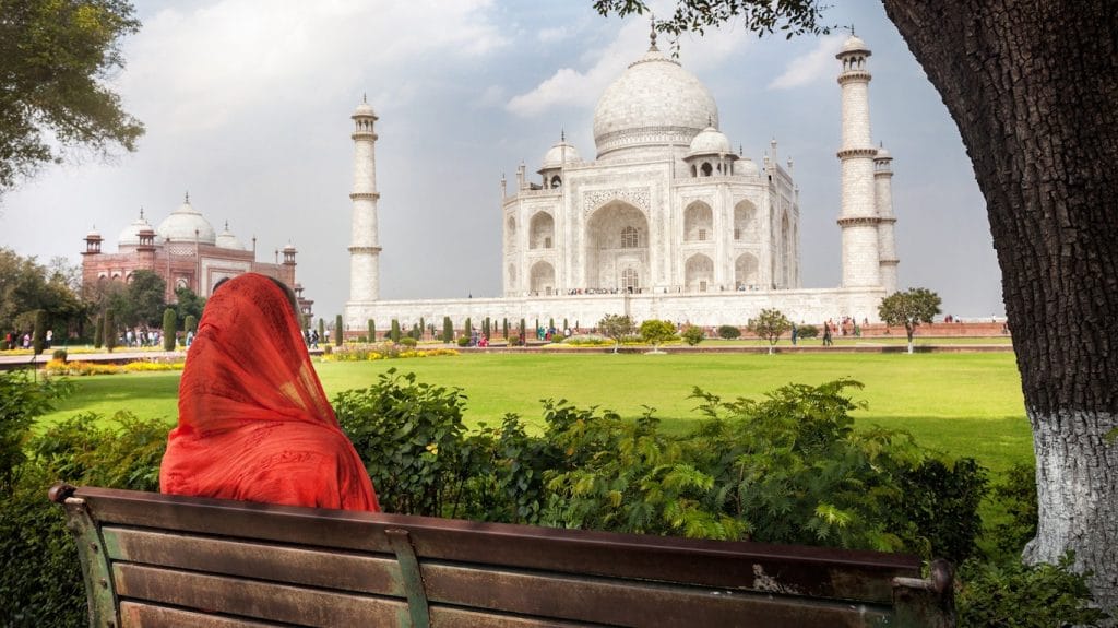 Vistas desde el jardín del Taj Mahal