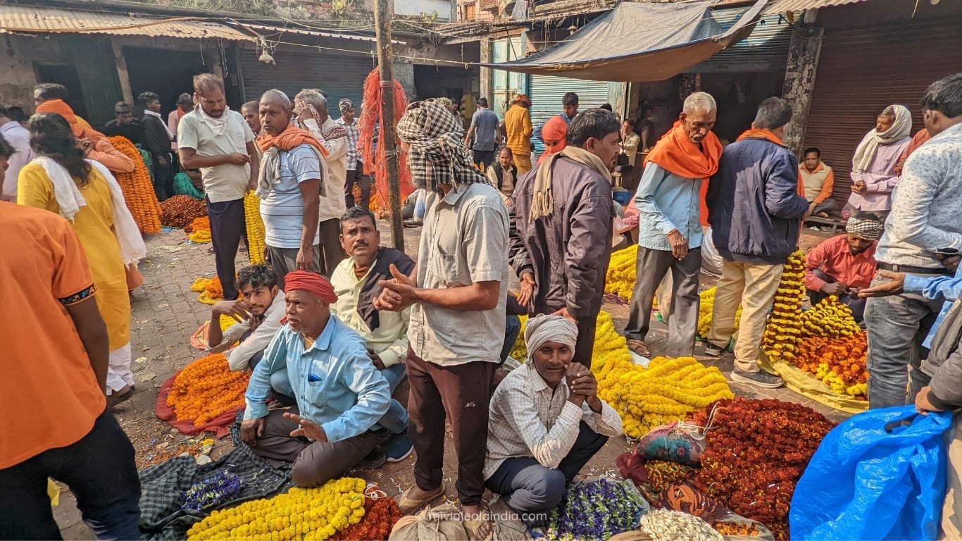 Mercado de las flores en Benarés