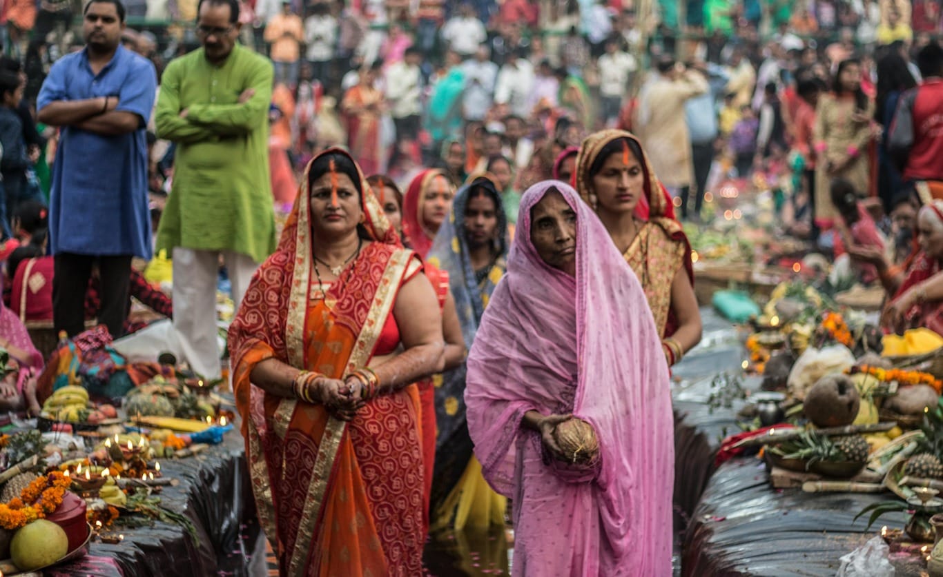 Mujeres practicantes del hinduismo en la India