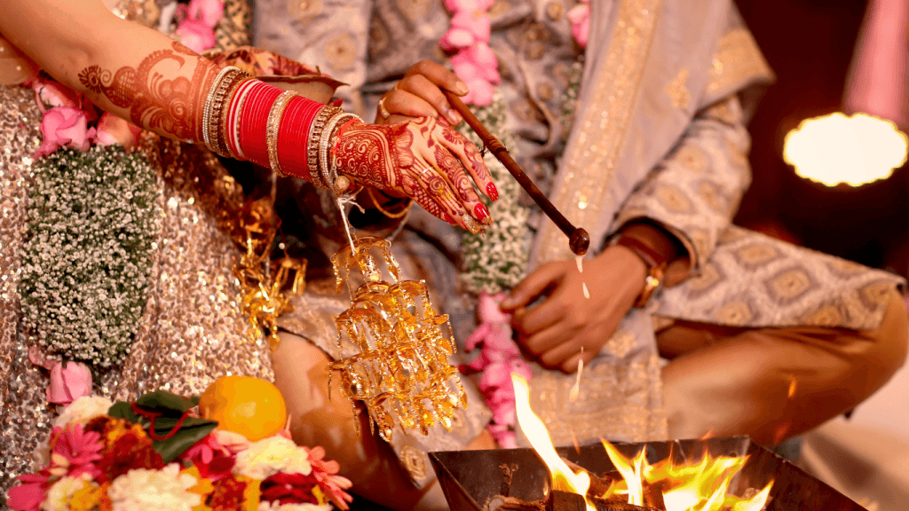 ritual del fuego en boda de la India