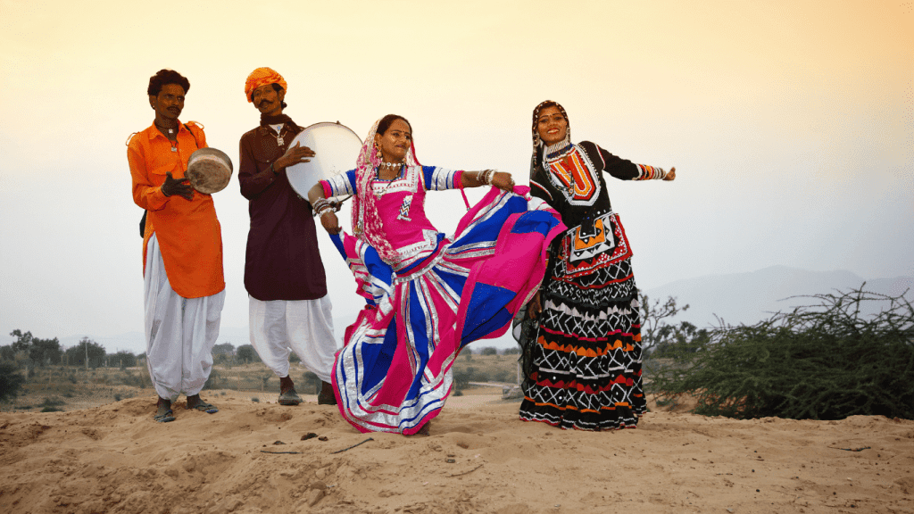 bailarinas de danza kalbelia en Rajasthan